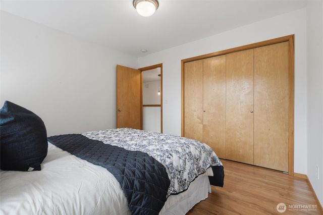 2297 NE Thistle Court, Poulsbo, WA 98370