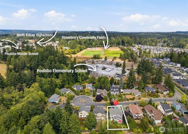 2297 NE Thistle Court, Poulsbo, WA 98370