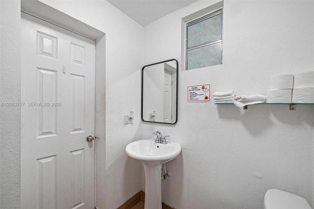 3629 SW 12th St B, Miami, FL 33135
