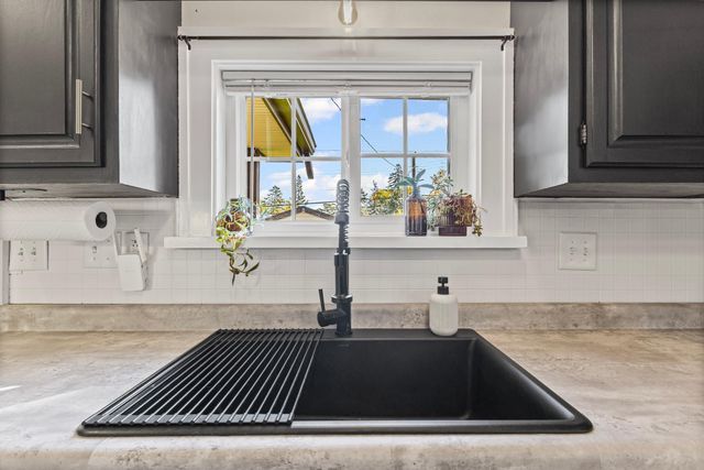 3354 Washburn Avenue N, Minneapolis, MN 55412