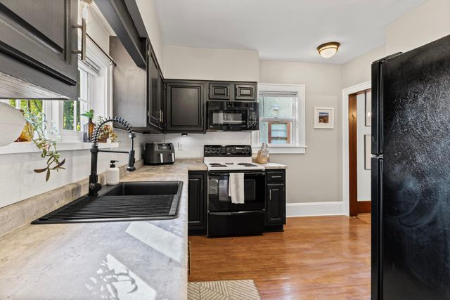 3354 Washburn Avenue N, Minneapolis, MN 55412