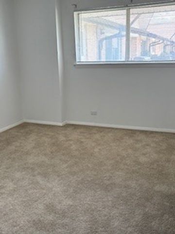 22A Kingery Quarter 202, Willowbrook, IL 60527