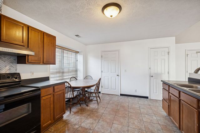 6112 Firelight Trl, Antioch, TN 37013