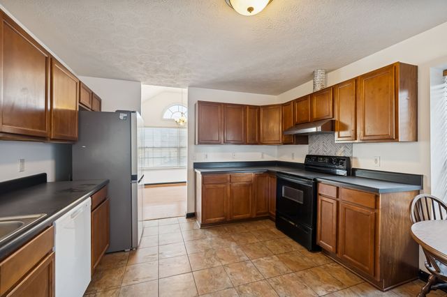 6112 Firelight Trl, Antioch, TN 37013