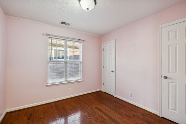 6112 Firelight Trl, Antioch, TN 37013