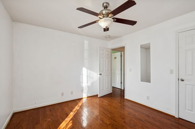 6112 Firelight Trl, Antioch, TN 37013