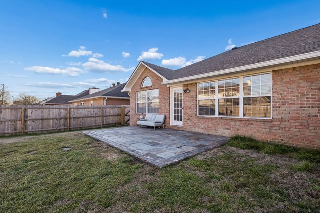 6112 Firelight Trl, Antioch, TN 37013