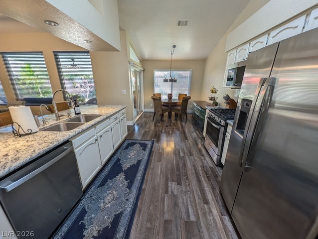 7435 Falcon Rock Drive, Las Vegas, NV 89123