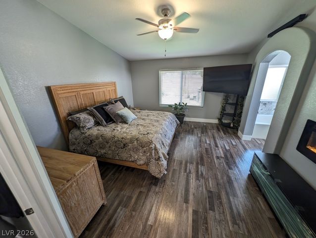 7435 Falcon Rock Drive, Las Vegas, NV 89123