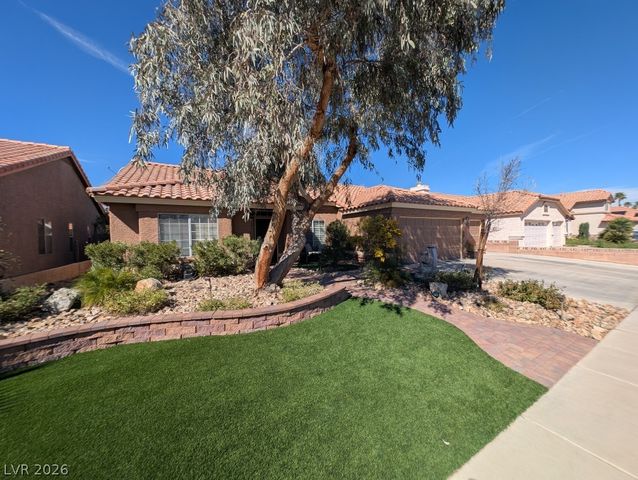 7435 Falcon Rock Drive, Las Vegas, NV 89123
