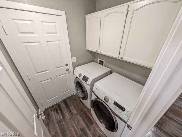 7435 Falcon Rock Drive, Las Vegas, NV 89123