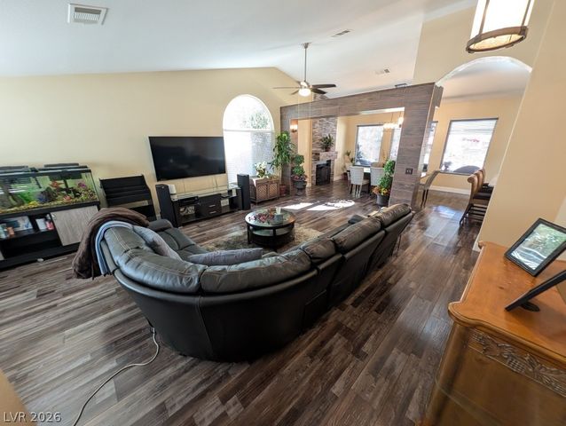 7435 Falcon Rock Drive, Las Vegas, NV 89123