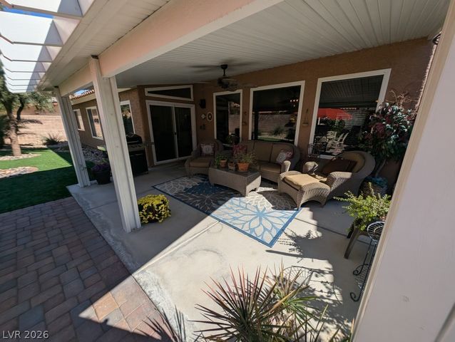 7435 Falcon Rock Drive, Las Vegas, NV 89123