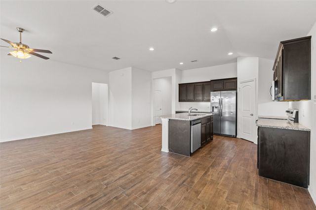 444 Keresley Street, Fort Worth, TX 76036