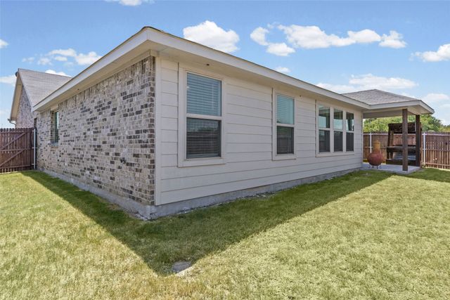 444 Keresley Street, Fort Worth, TX 76036