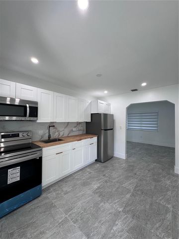 1250 NW 57th St 1252, Miami, FL 33142