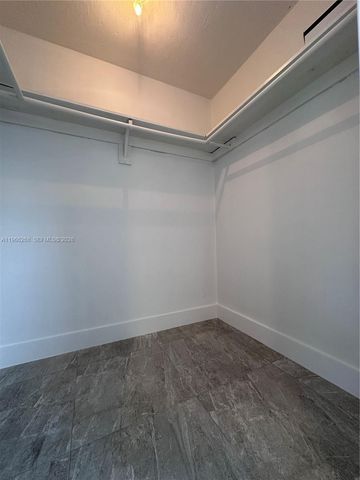 1250 NW 57th St 1252, Miami, FL 33142