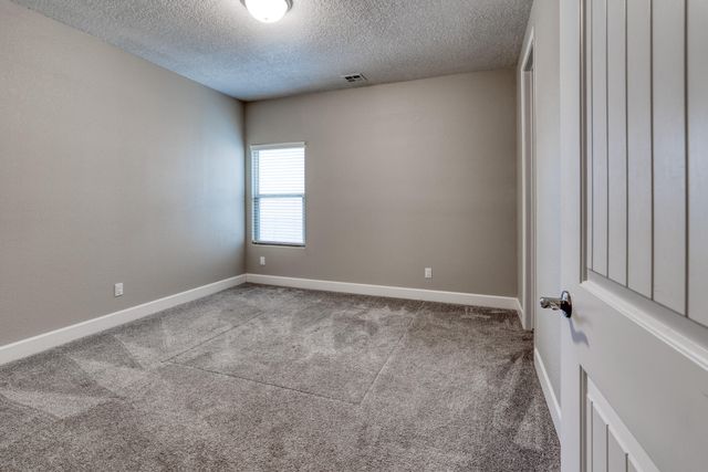 1954 CASTLE PEAK Loop NE, Rio Rancho, NM 87144