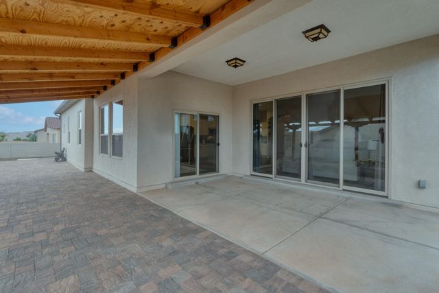 1954 CASTLE PEAK Loop NE, Rio Rancho, NM 87144