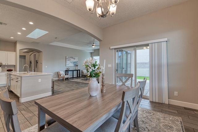 1954 CASTLE PEAK Loop NE, Rio Rancho, NM 87144