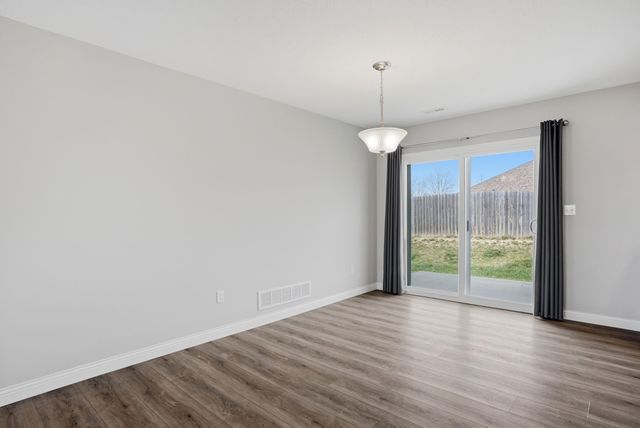 5709 GEYSER BLVD, Columbia, MO 65202