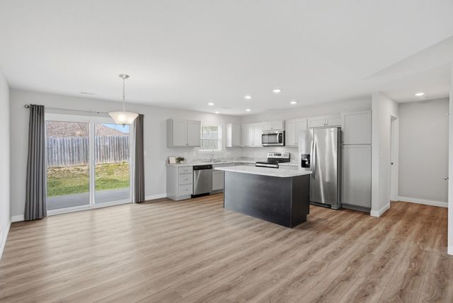 5709 GEYSER BLVD, Columbia, MO 65202