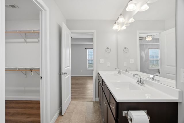 5709 GEYSER BLVD, Columbia, MO 65202