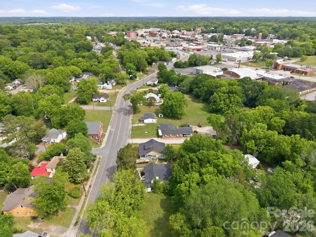304 Ashford Street, Chester, SC 29706