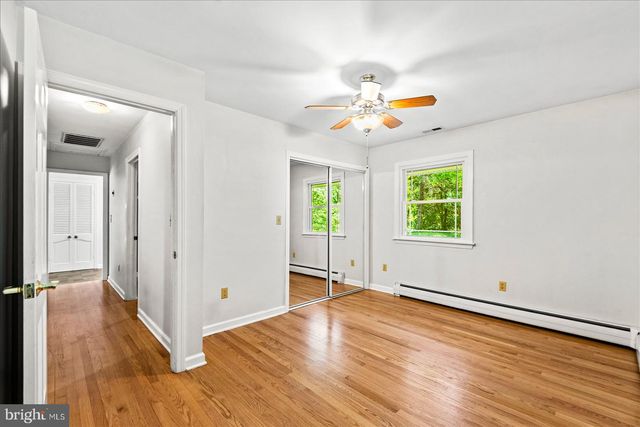 11220 DAHLGREN RD, King George, VA 22485