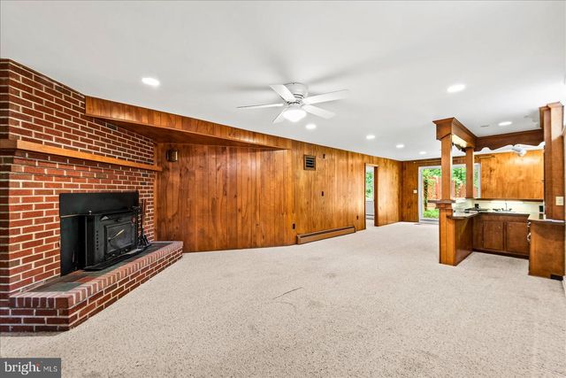 11220 DAHLGREN RD, King George, VA 22485