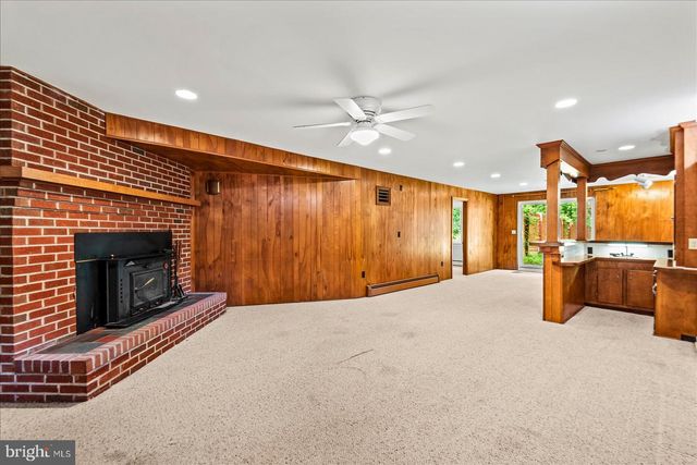 11220 DAHLGREN RD, King George, VA 22485