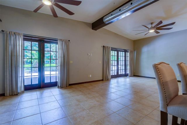 215 GARDEN CIRCLE, Belleair, FL 33756