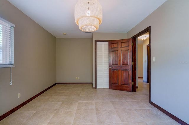 215 GARDEN CIRCLE, Belleair, FL 33756