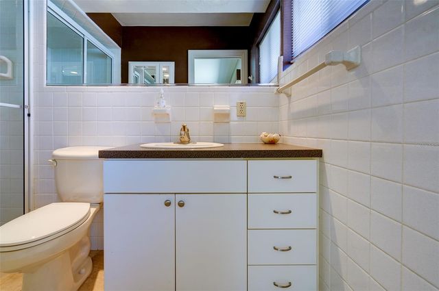 215 GARDEN CIRCLE, Belleair, FL 33756