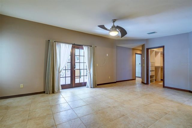 215 GARDEN CIRCLE, Belleair, FL 33756