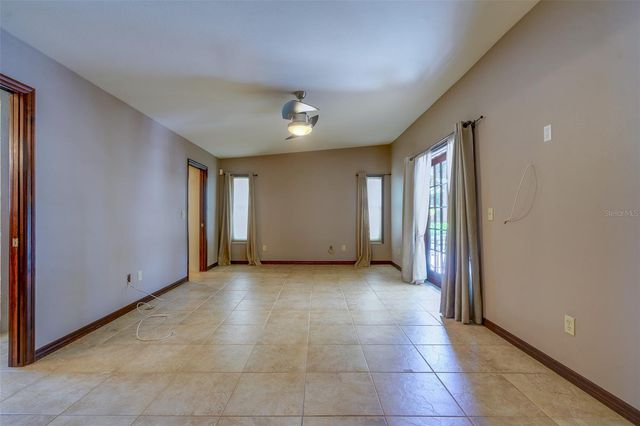 215 GARDEN CIRCLE, Belleair, FL 33756