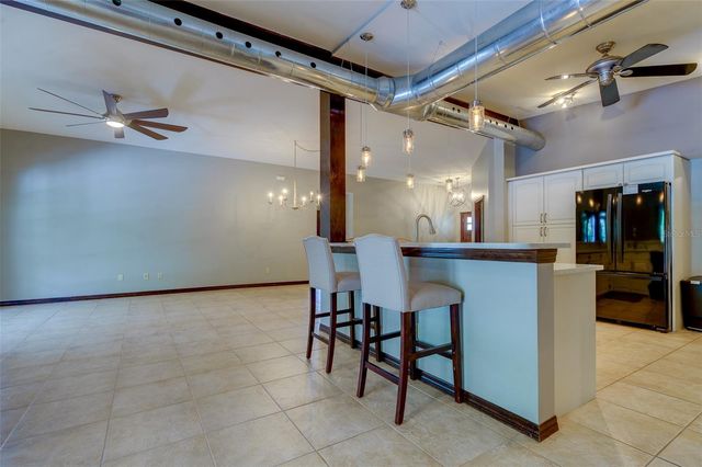 215 GARDEN CIRCLE, Belleair, FL 33756