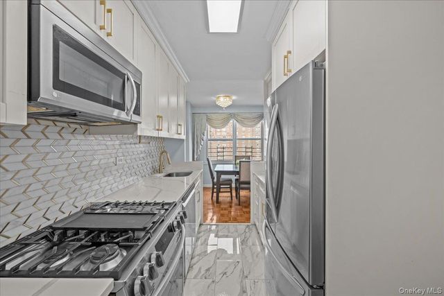 555 Kappock Street 11G, Bronx, NY 10463