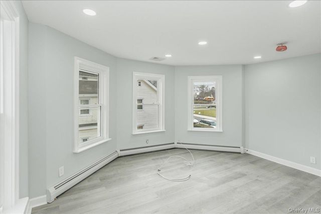 75 Anstice Street, Oyster Bay, NY 11771