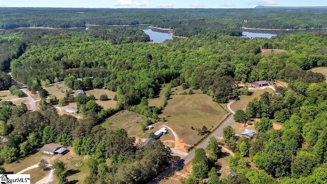 333 Oliver Road, Westminster, SC 29693