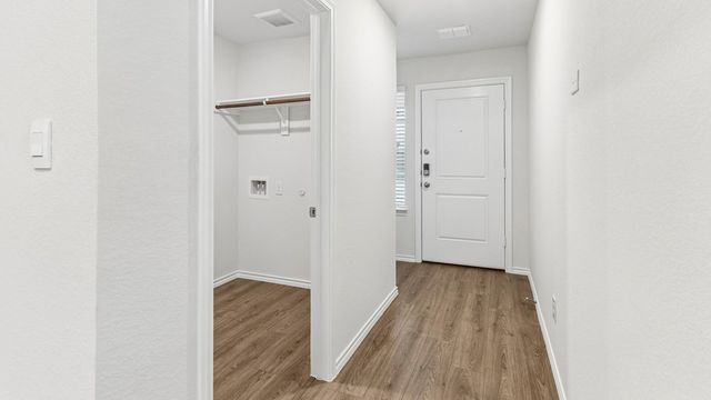 921 Jefferson Way, Sherman, TX 75090