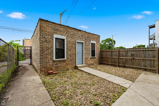 4520 W Jackson Boulevard, Chicago, IL 60624