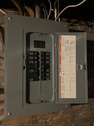 223 S 10th St, Salina, KS 67401