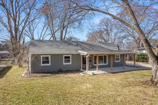25 Seneca Drive, Montgomery, IL 60538