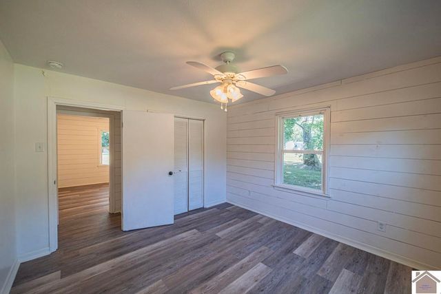 1542 US Hwy 60 W, Ledbetter, KY 42058