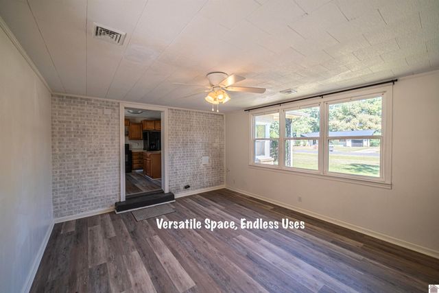 1542 US Hwy 60 W, Ledbetter, KY 42058