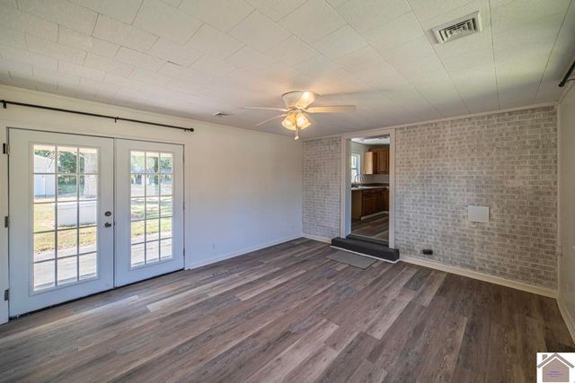 1542 US Hwy 60 W, Ledbetter, KY 42058