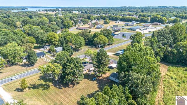 1542 US Hwy 60 W, Ledbetter, KY 42058