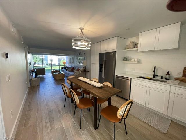 1417 Chesapeake AVE # 101, Naples, FL 34102