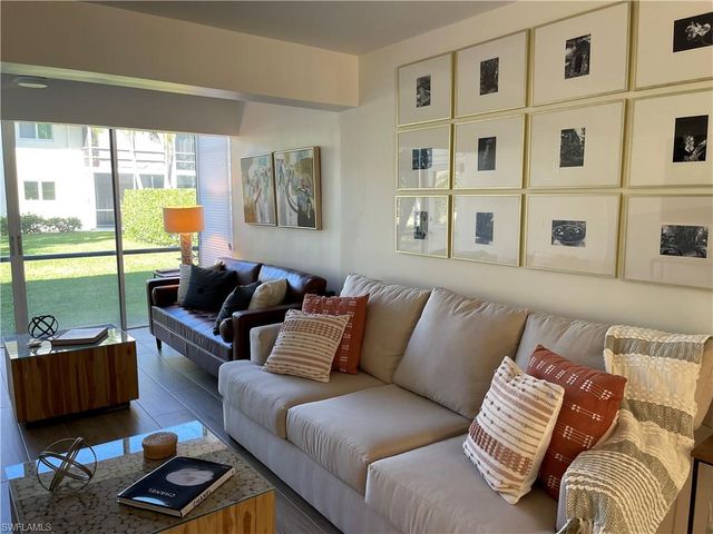 1417 Chesapeake AVE # 101, Naples, FL 34102